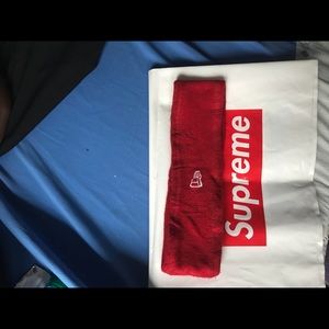Supreme Accessories - SUPREME x NEW ERA HEADBAND Supreme Accessories - SUPREME x NEW ERA HEADBAND